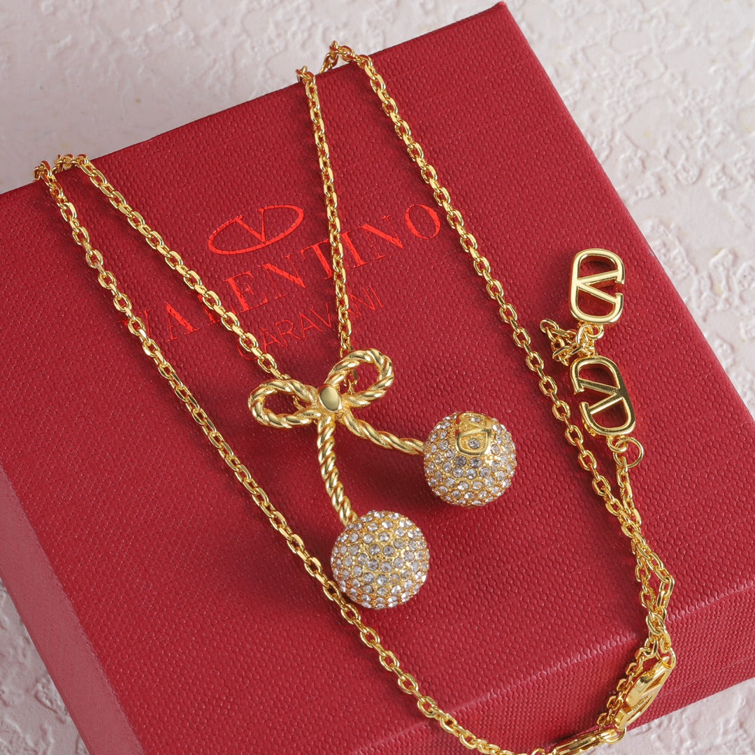 X1Q85VL203X Popular Necklace