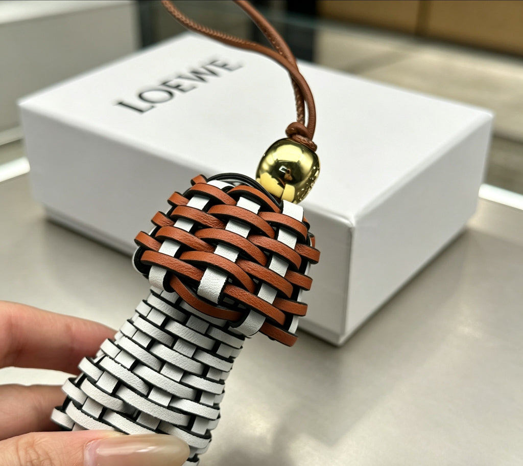 A1R76A13 Popular bag 's charms accessories
