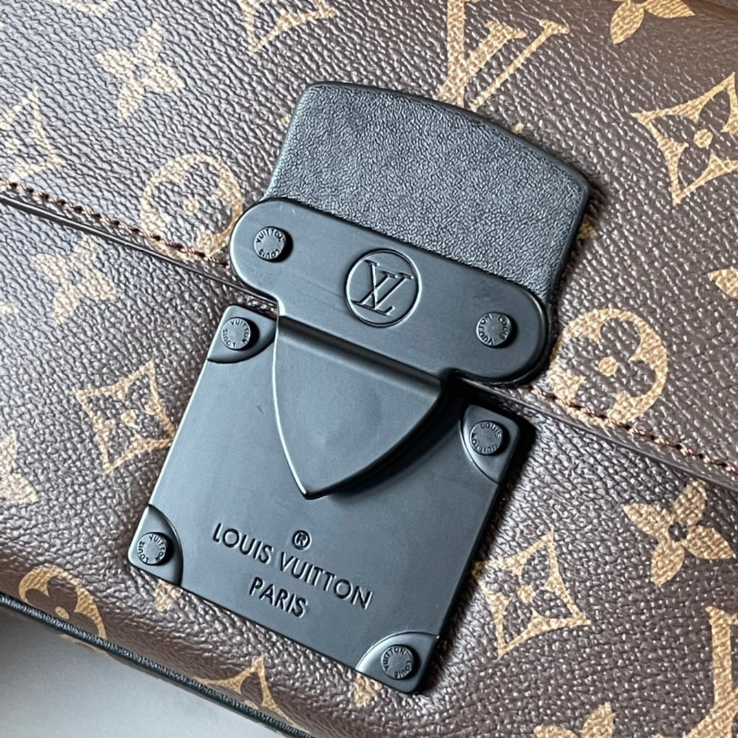 B1W15E38 Popular  leather bag