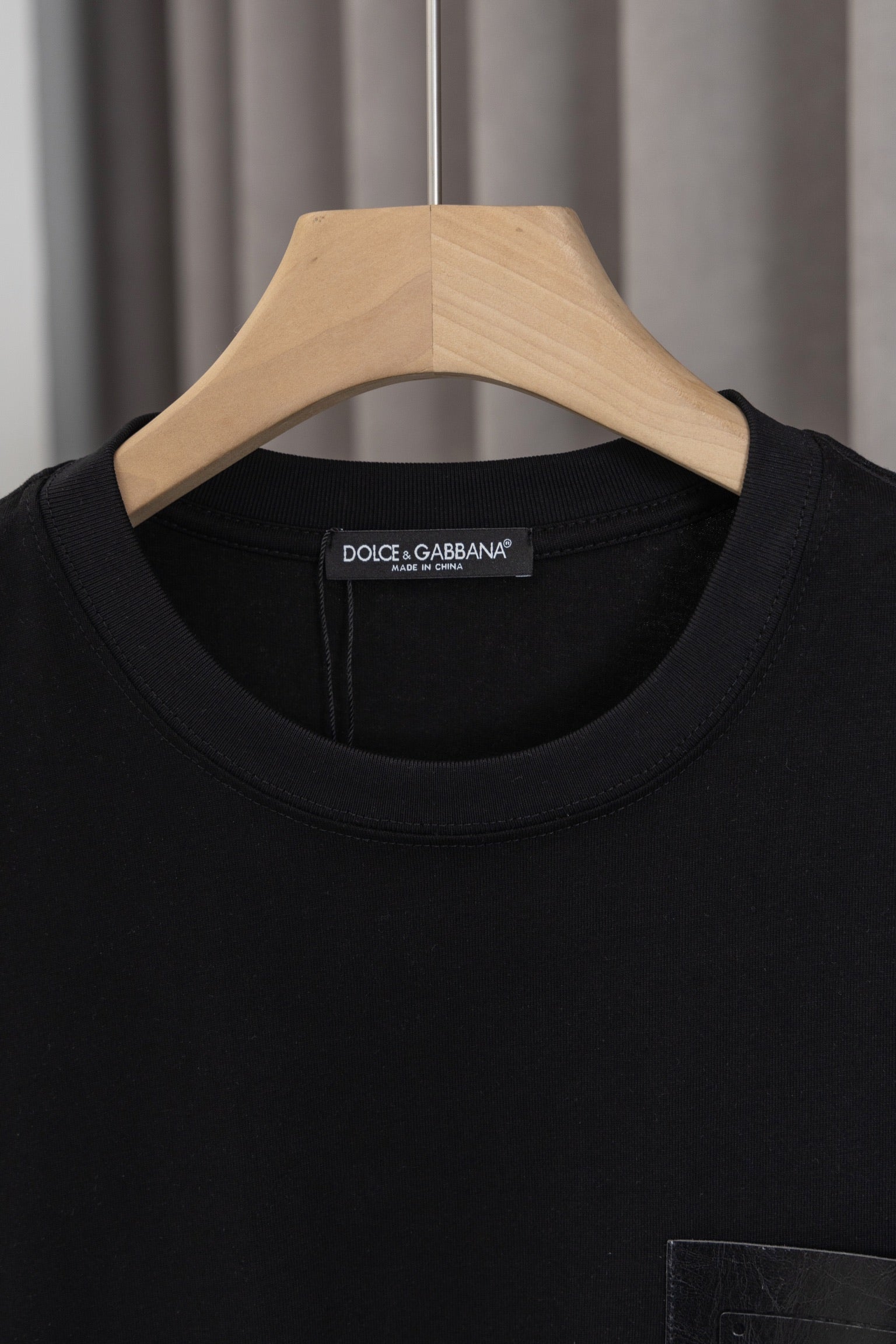 U1W25A4  Popular T-shirts