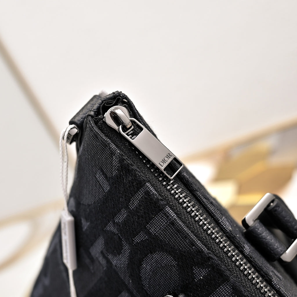 B1X104D65 Popular  bag