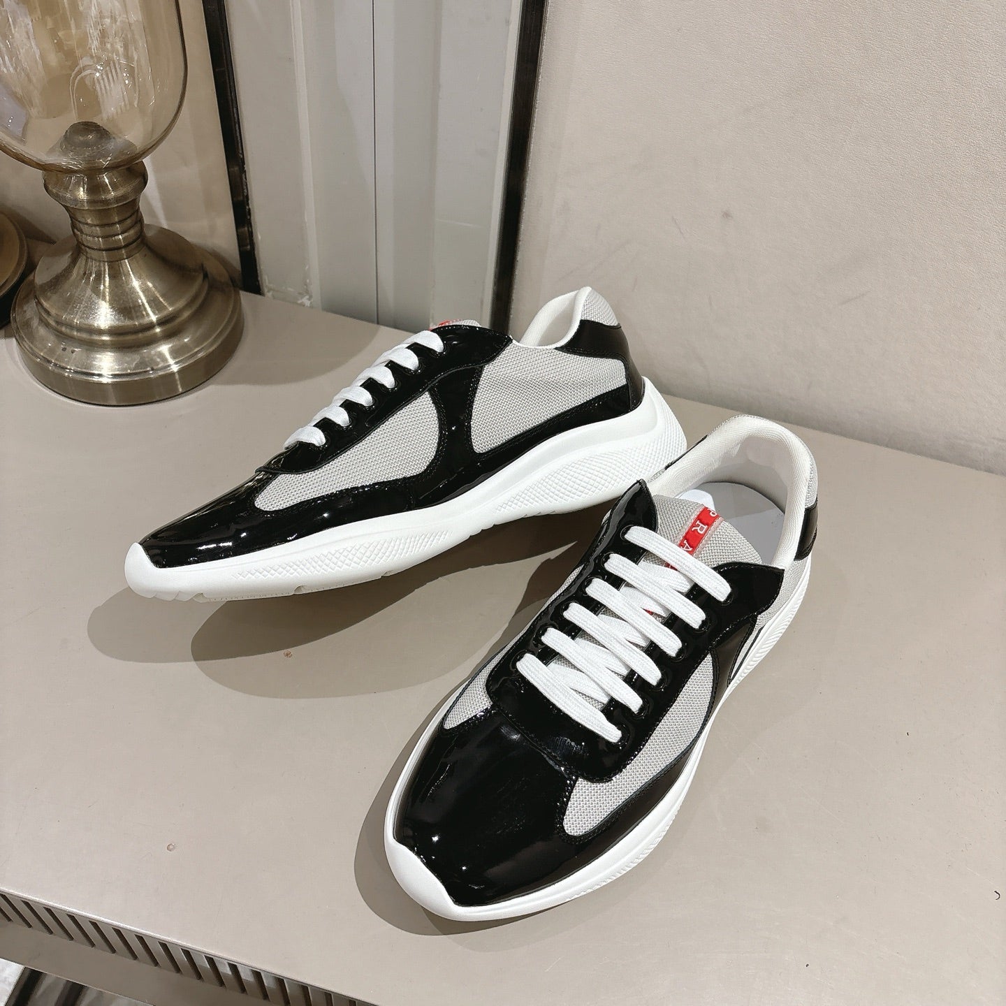 Z2Q95P12  Popular high-quality shoes