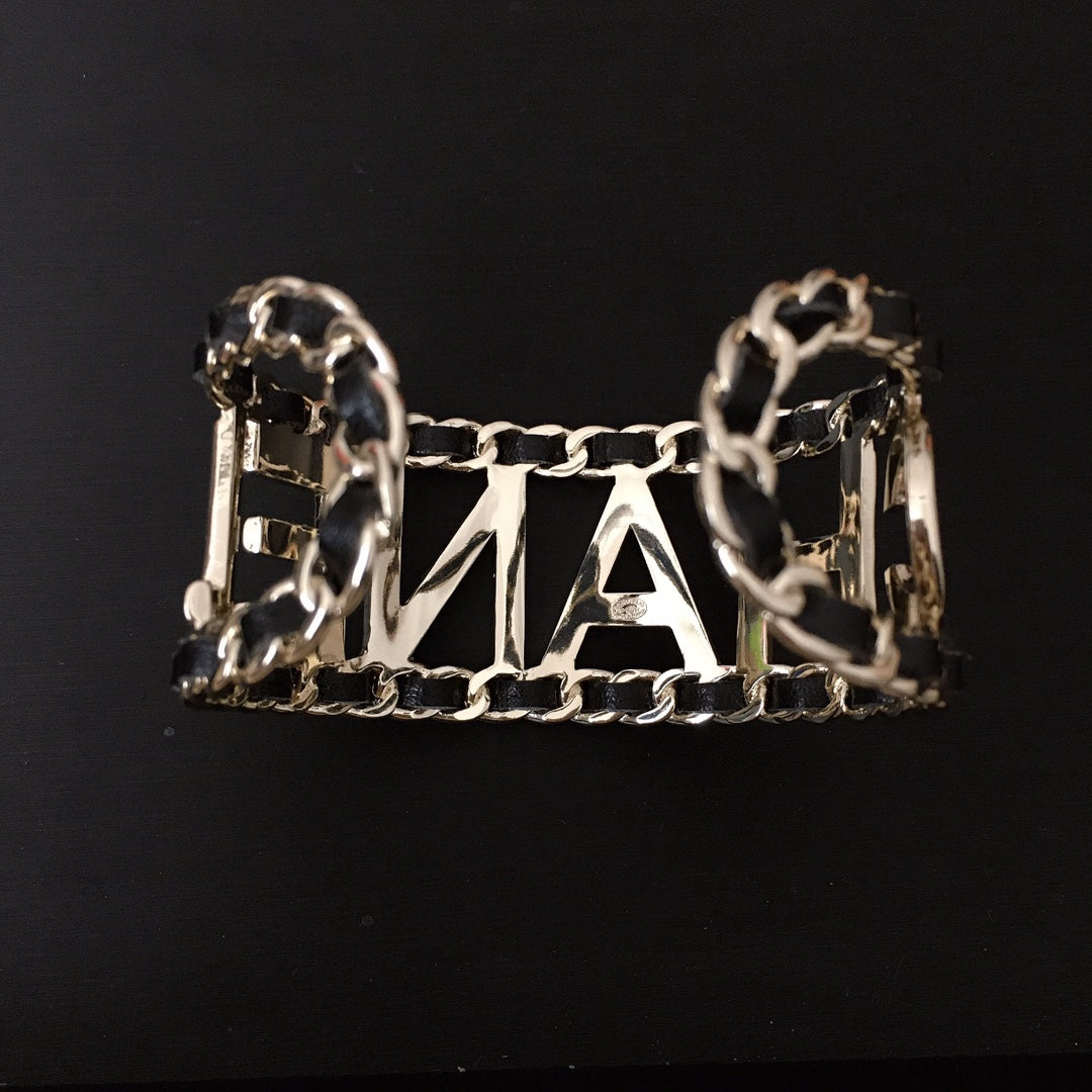 X1X23C302K  Popular Bracelets
