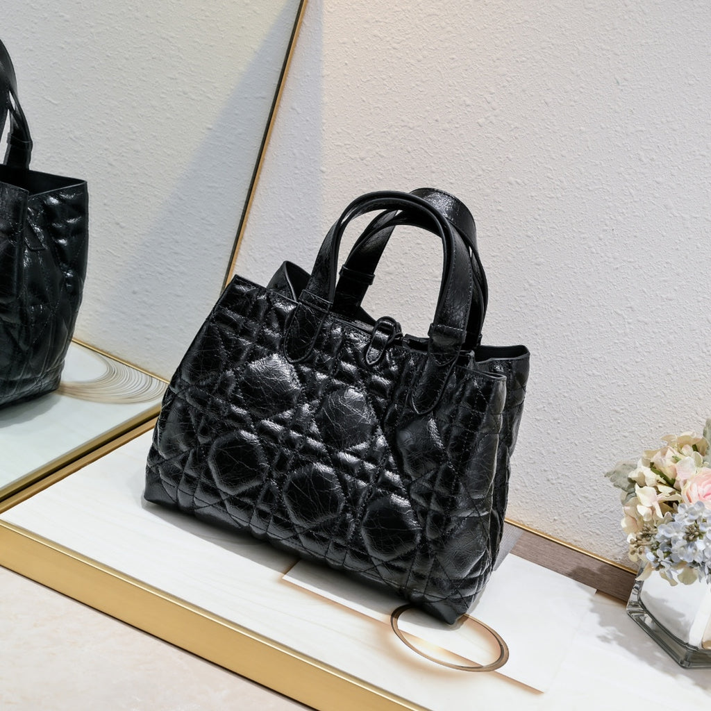 B12X44D359 Popular   leather bag 