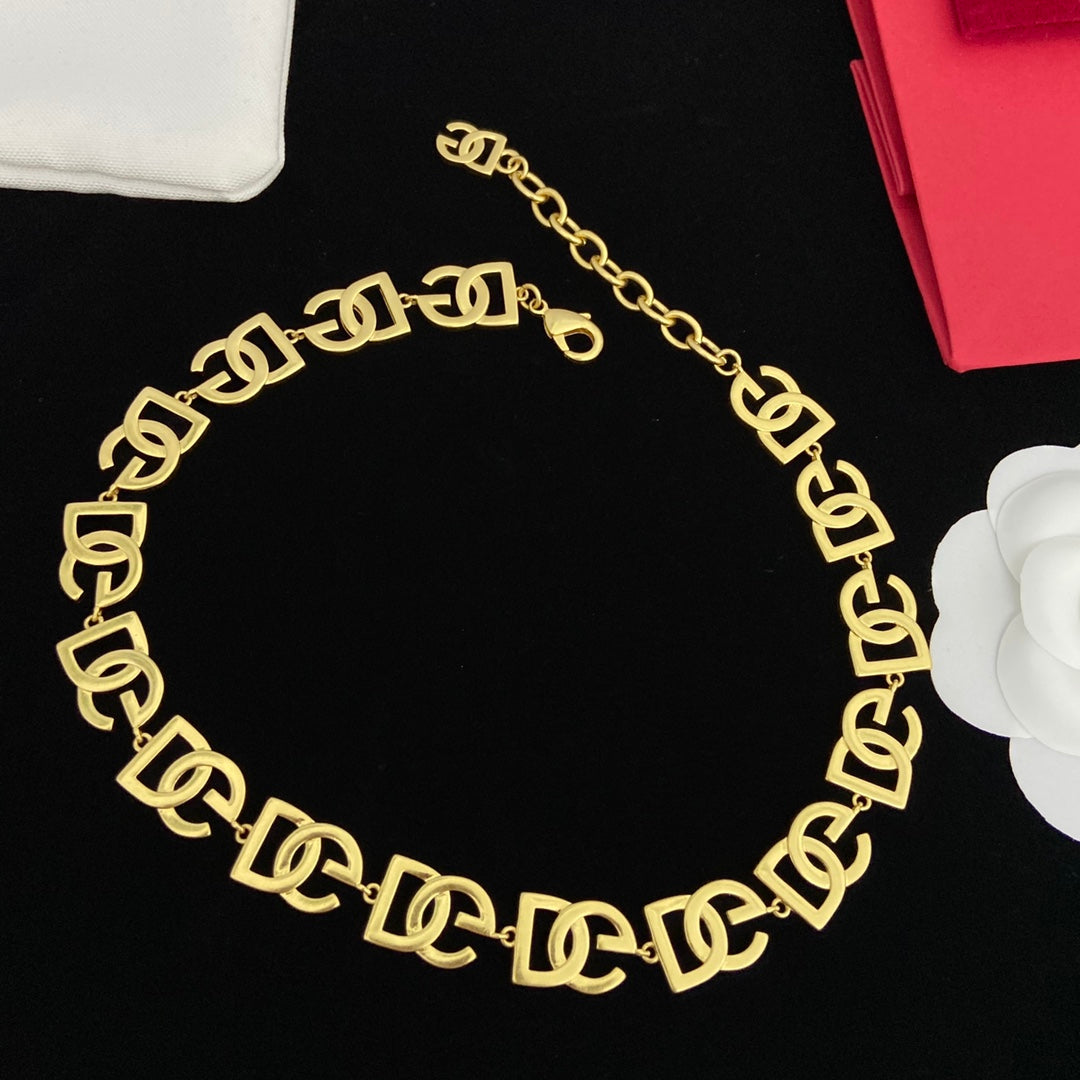 X1N63A137X  Popular  necklace earrings