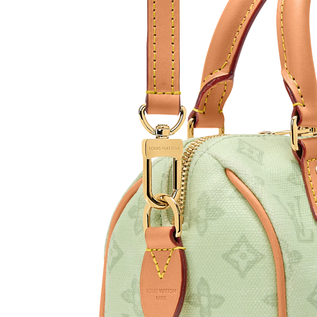 B1R76E39 Trendy classic high-quality coated canvas bags