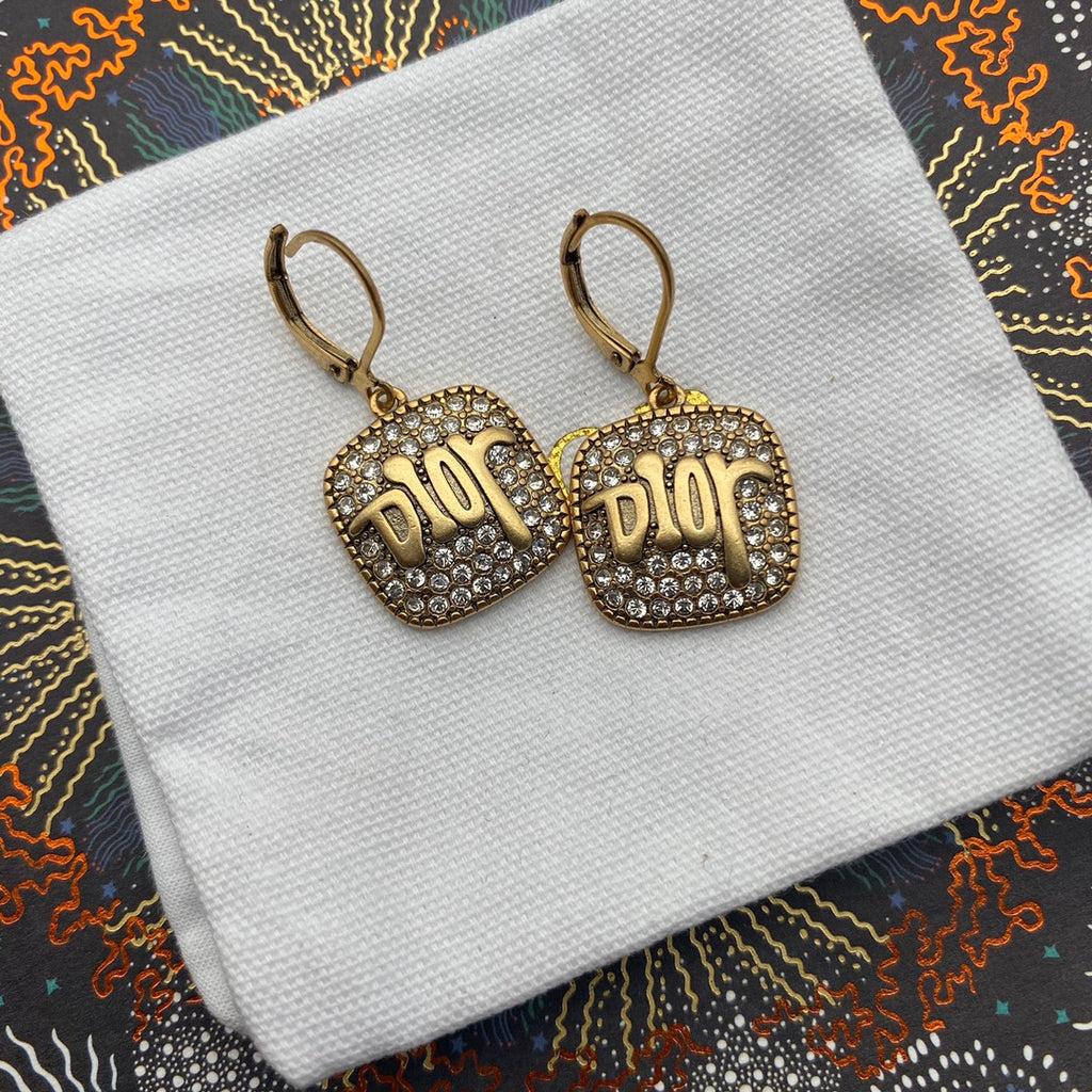 X1Z54D415E Popular  Earrings