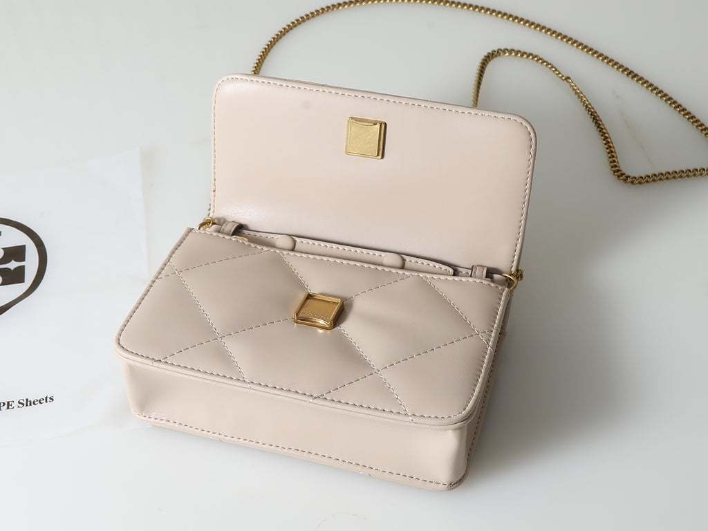 B1X56A26 Popular leather bag