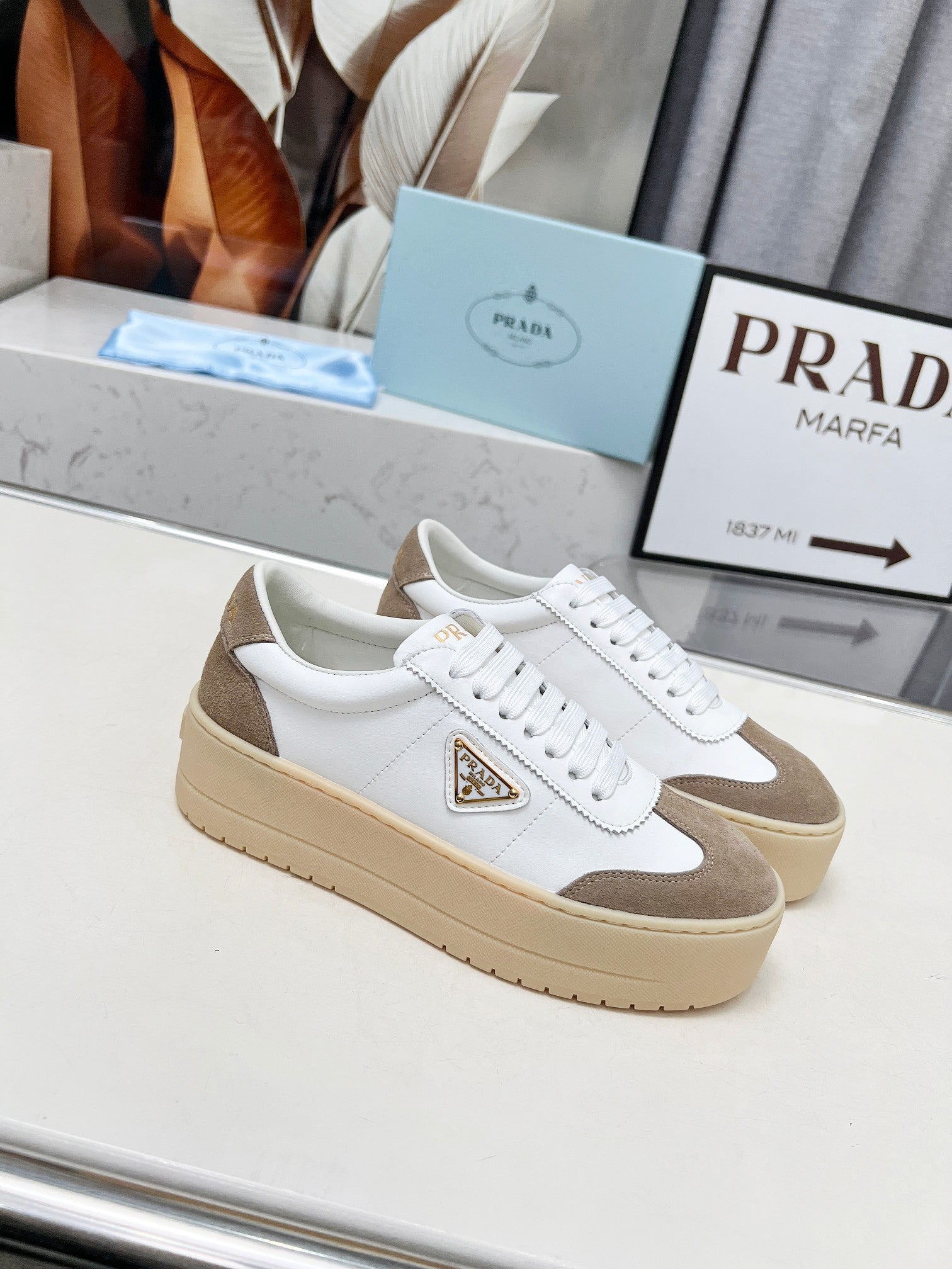 Z2Q95P110 Popular high-quality  shoes