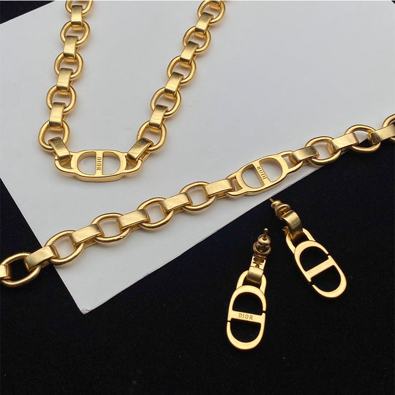 X1B91D396X  Popular Bracelets. Earrings. Necklaces