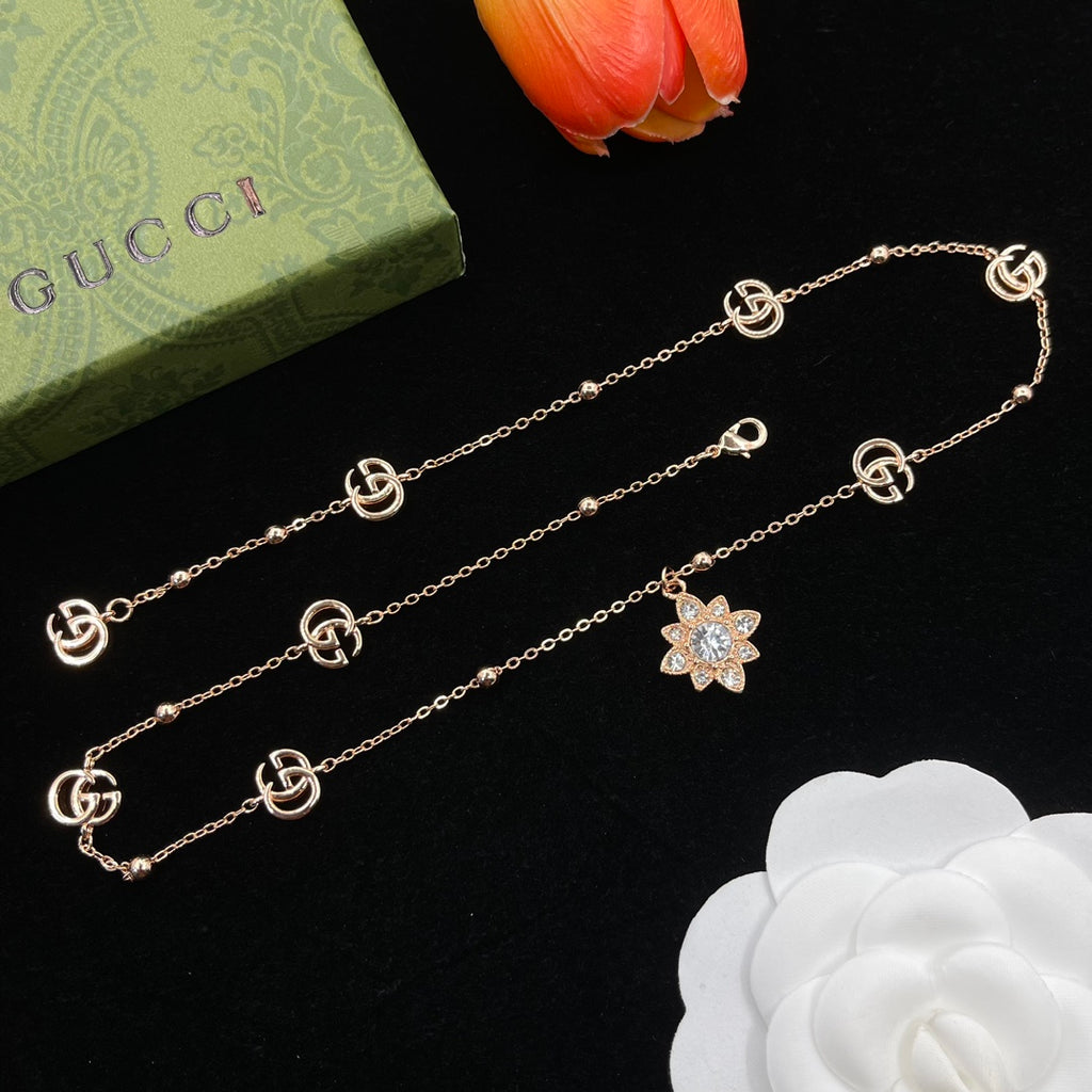 X1R75B27X Popular   Necklaces .