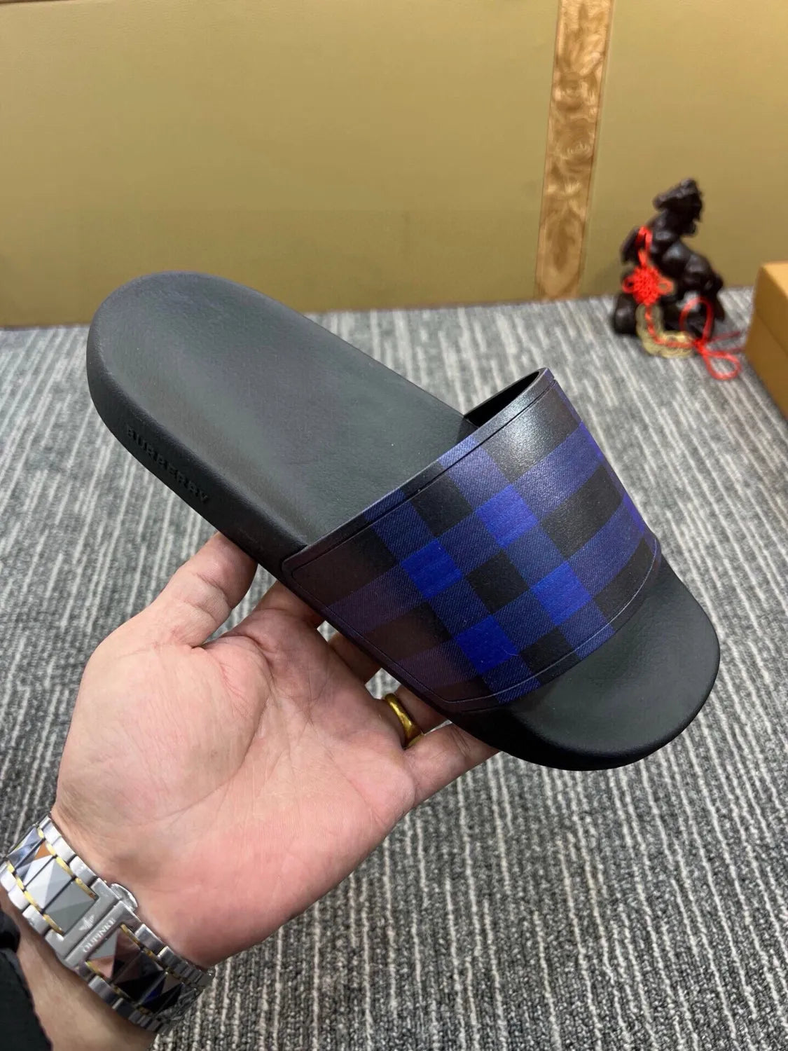 Z5Z35R258 Popular Slippers