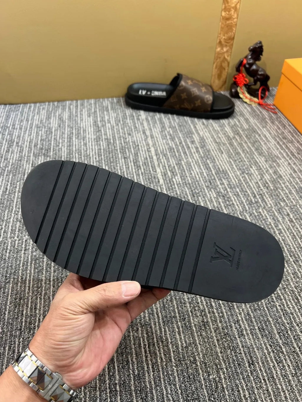 Z5YE47 Popular Slippers