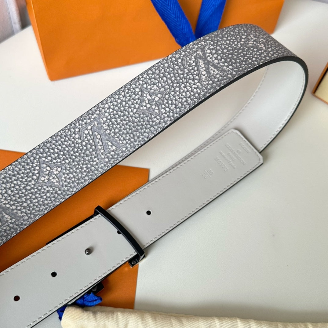 P1Q64B11 Popular   High quality belt With full package