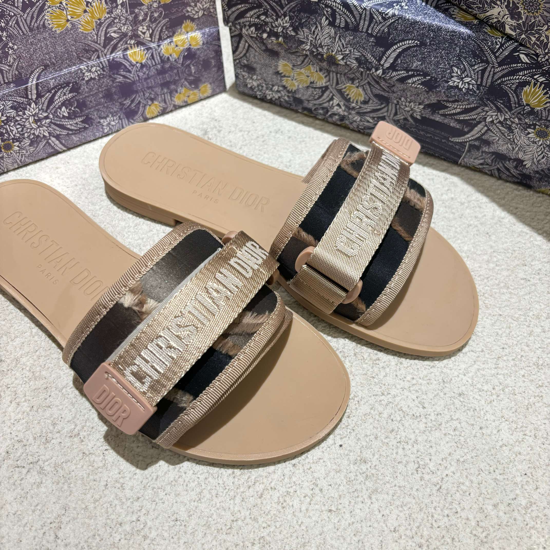 Z1ZD17 Popular slippers