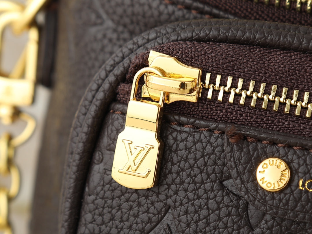 B1P46E71 Popular leather bag