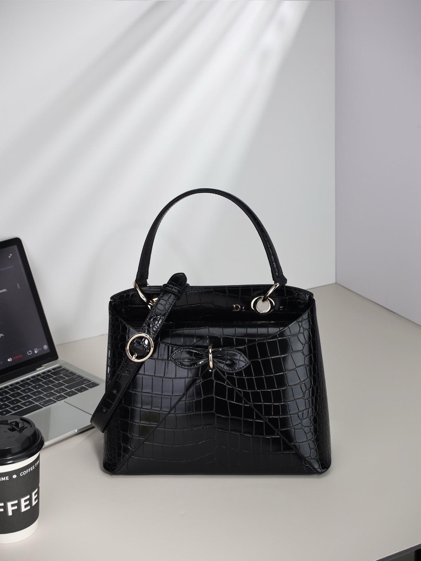 B1P36D90 Popular leather bag
