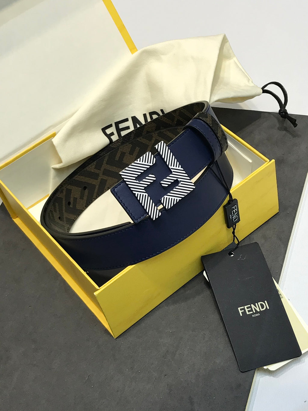 P1Q64F77 Popular   High quality belt With full package