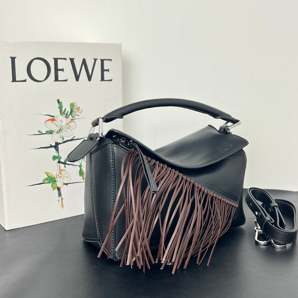 B1R66A17 Popular leather bag