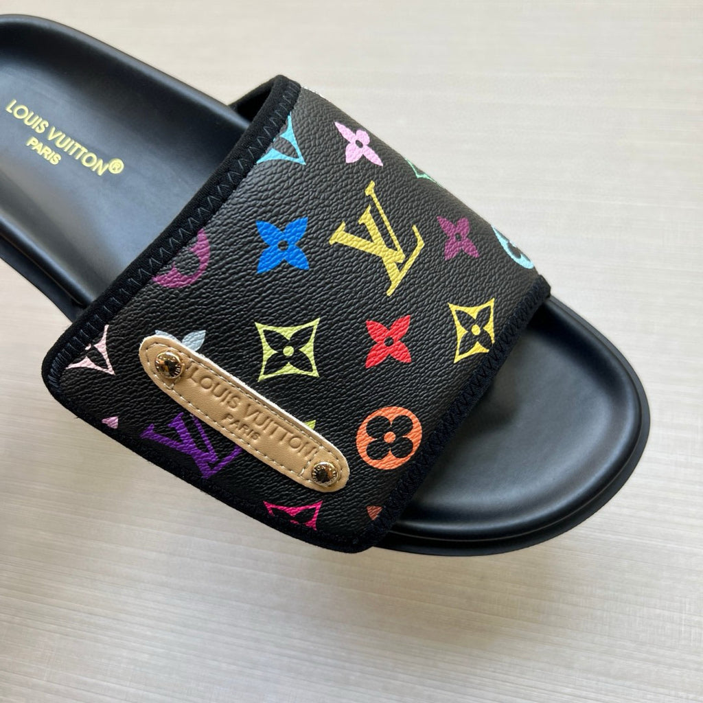 Z5N75E6  Popular Slippers