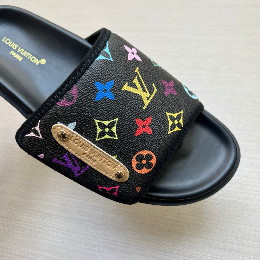 Z5N75E6  Popular Slippers