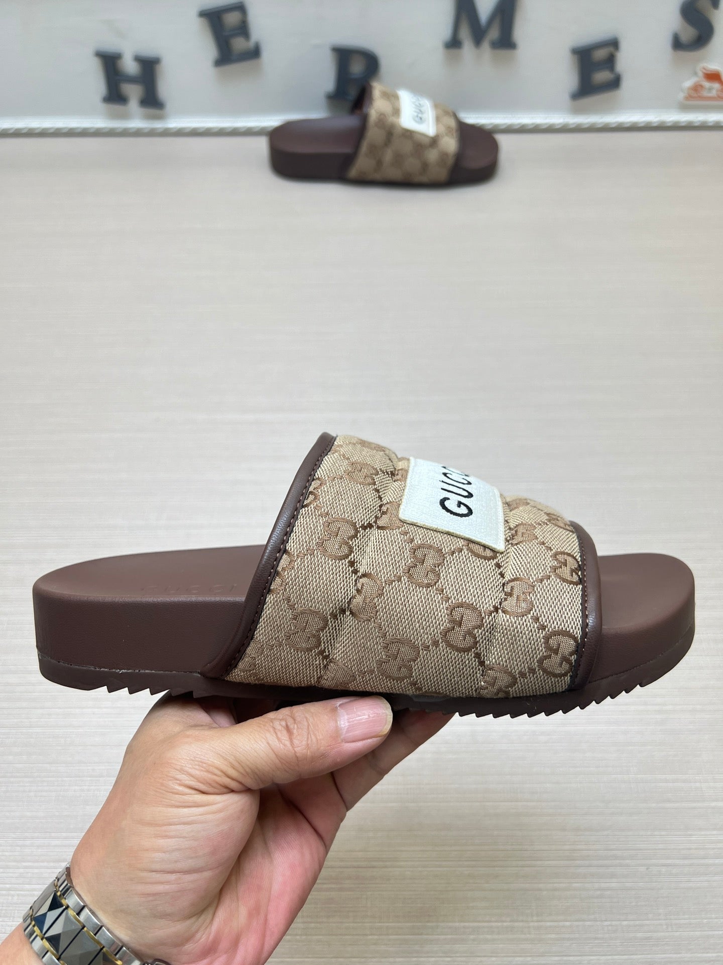 Z5ZB49 Popular slippers