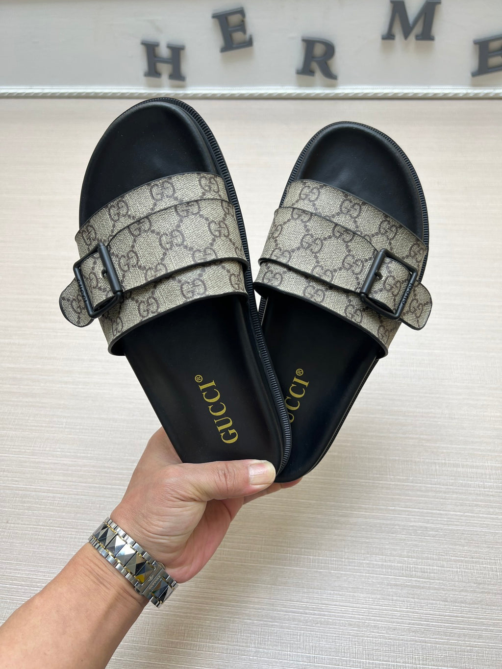 Z5ZB90 Popular slippers