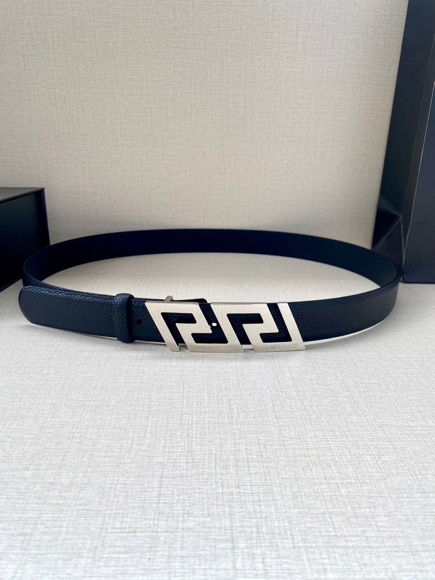 P1W15V166 Popular   High quality belt With full package