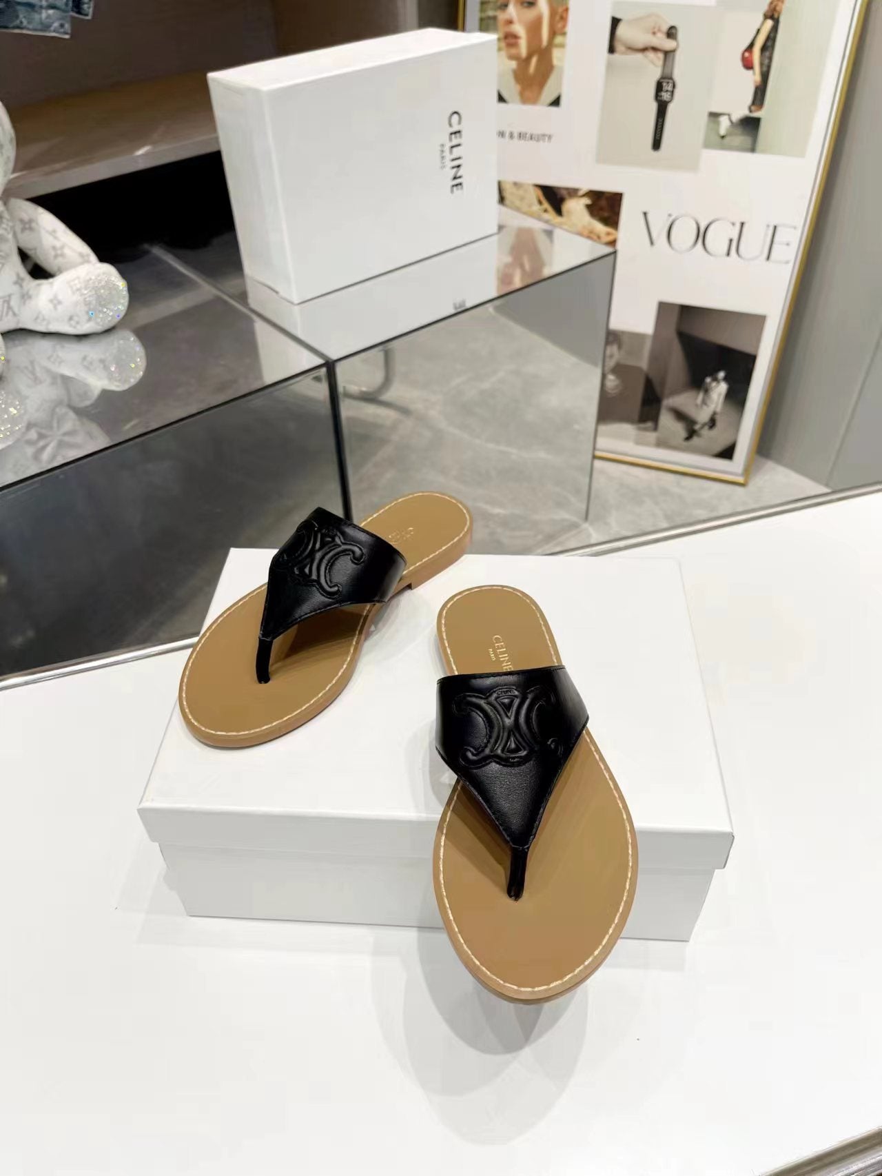 Z2Q55CL23 Popular leather shoes