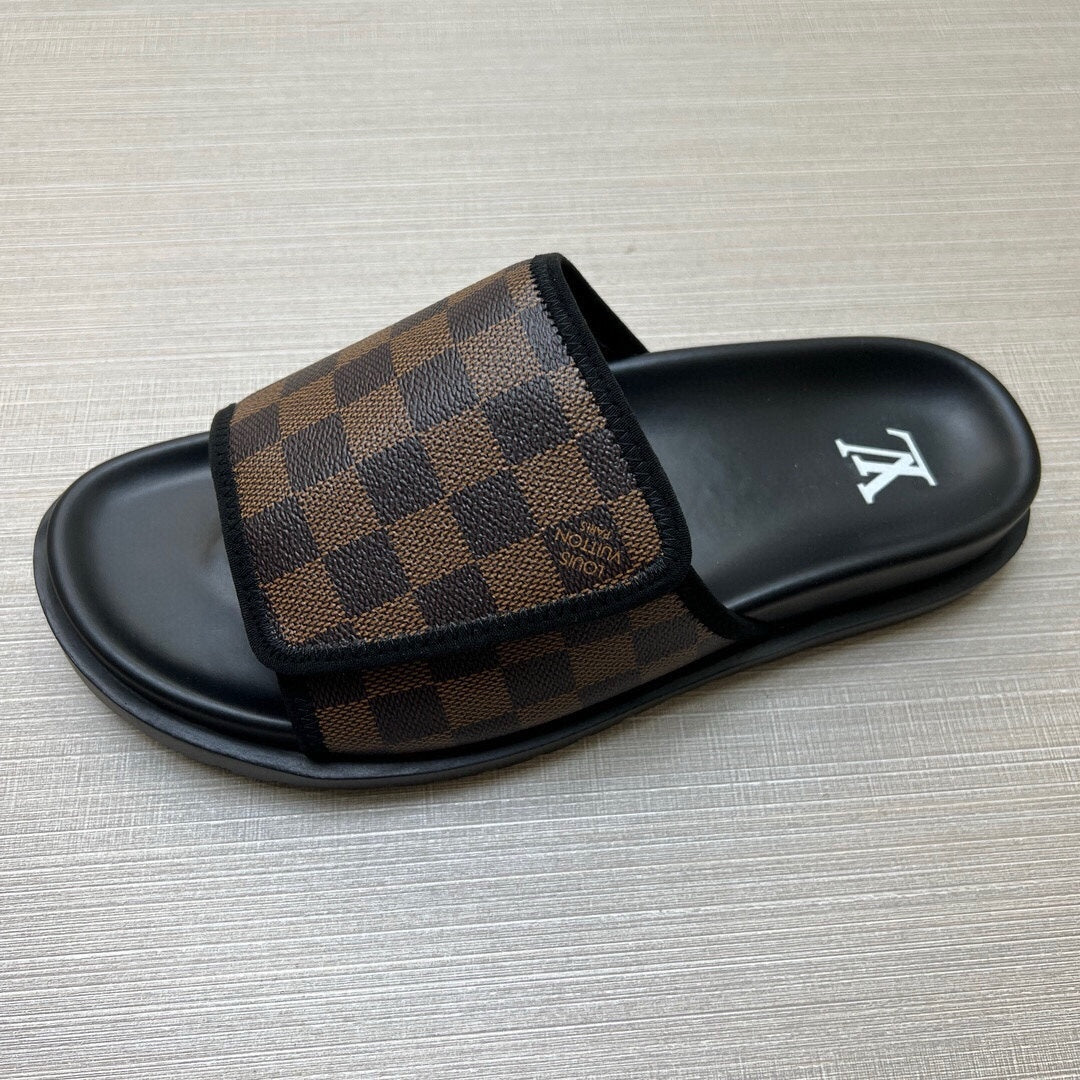 Z5WE245 Popular Slippers