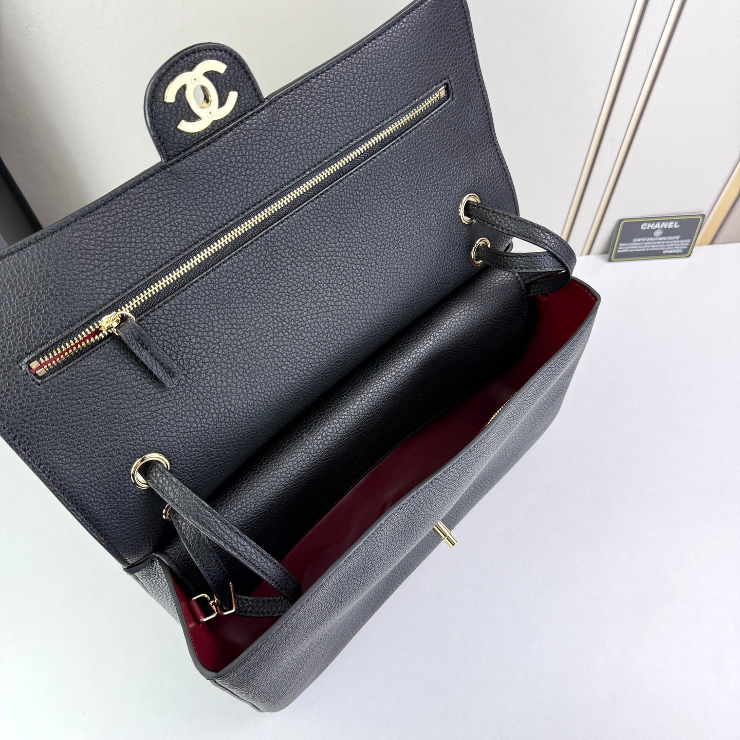 B1R76C35 Popular leather bag