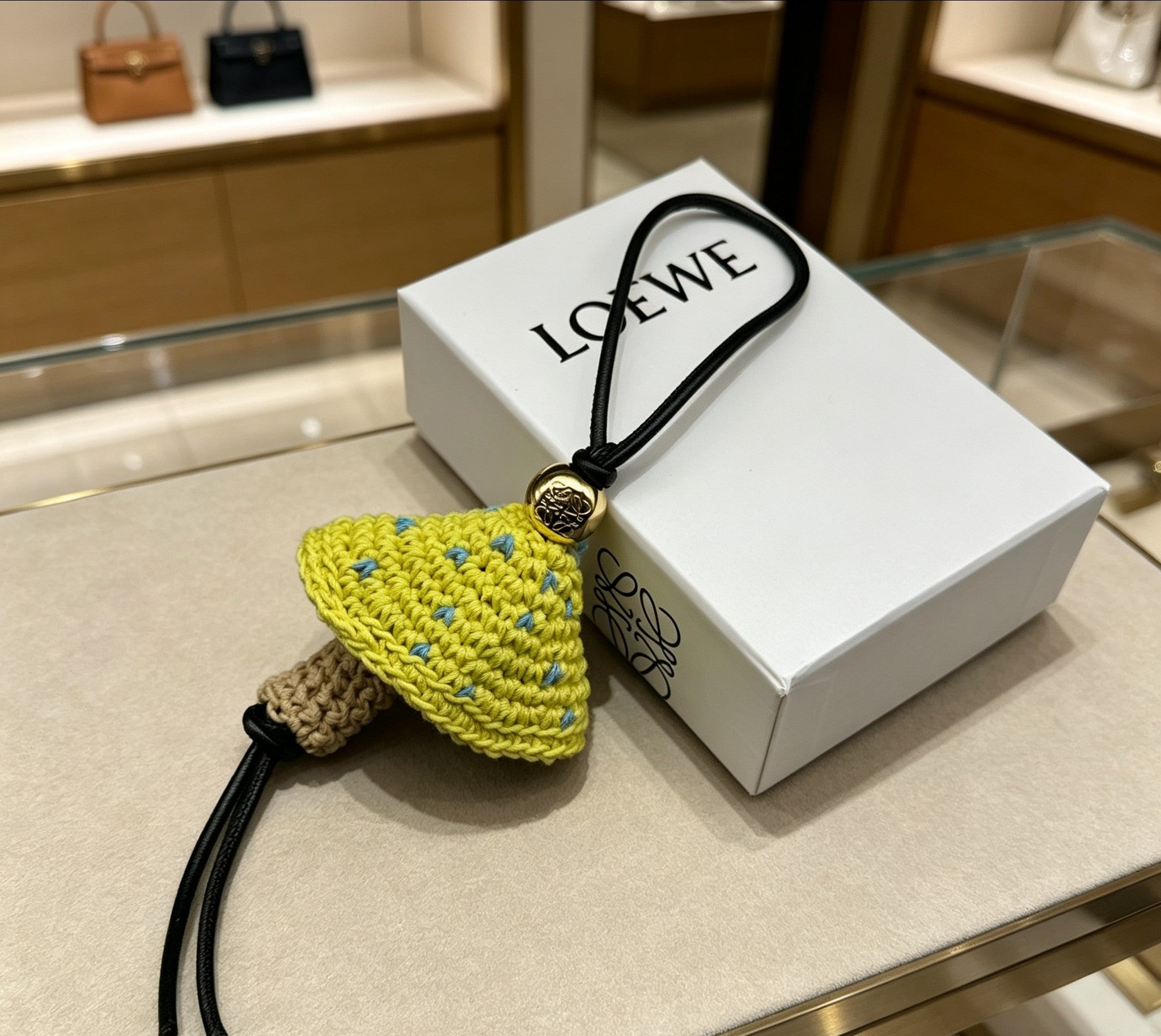 A1R76A01 Popular bag 's charms accessories