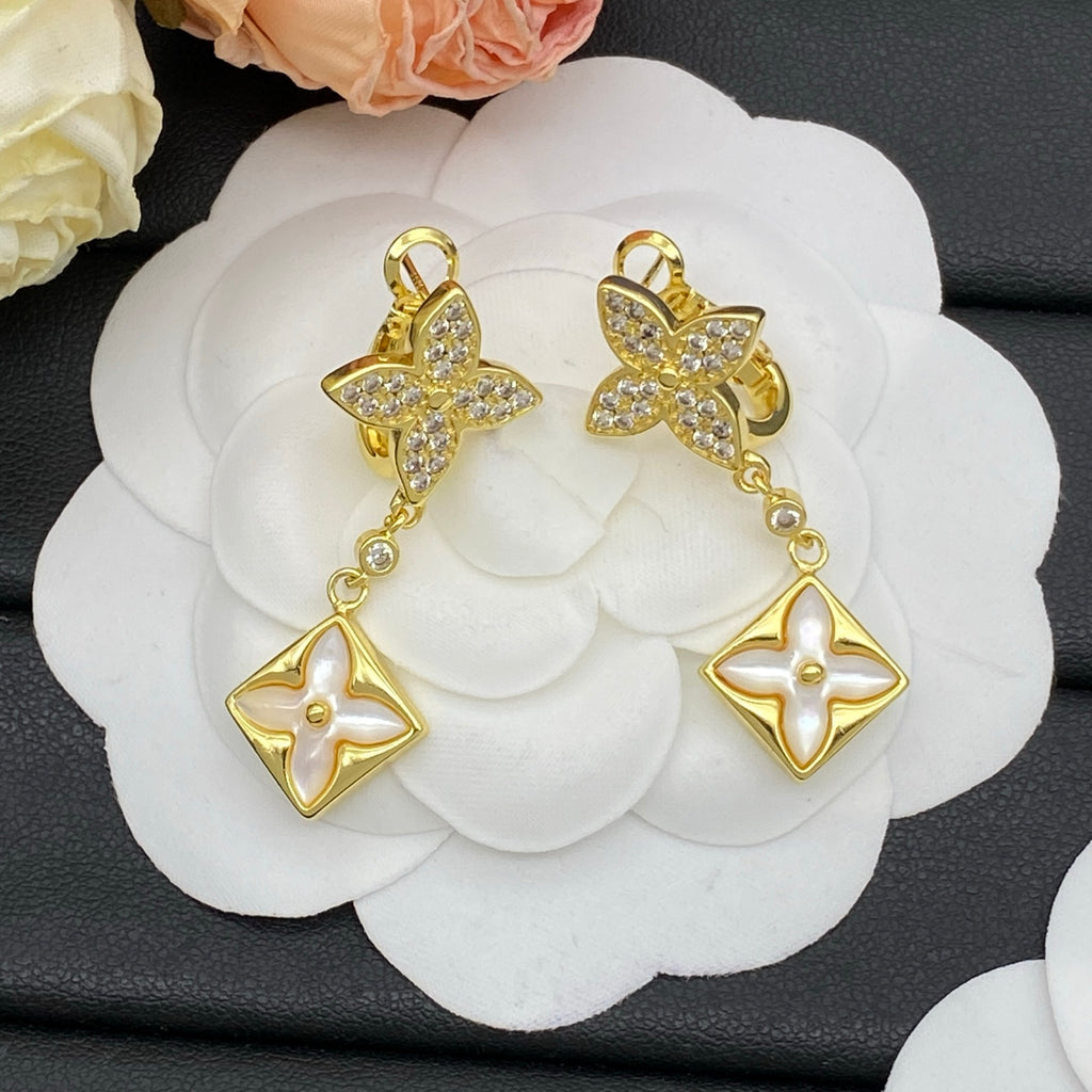 X1Z95E35E Popular Earrings