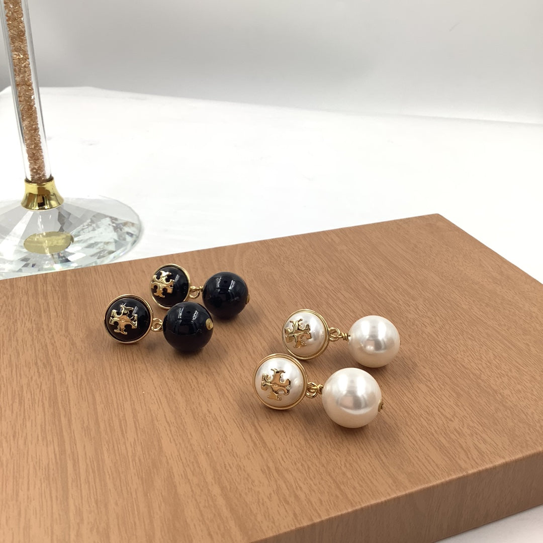 X1Z54A469E Popular  Earrings