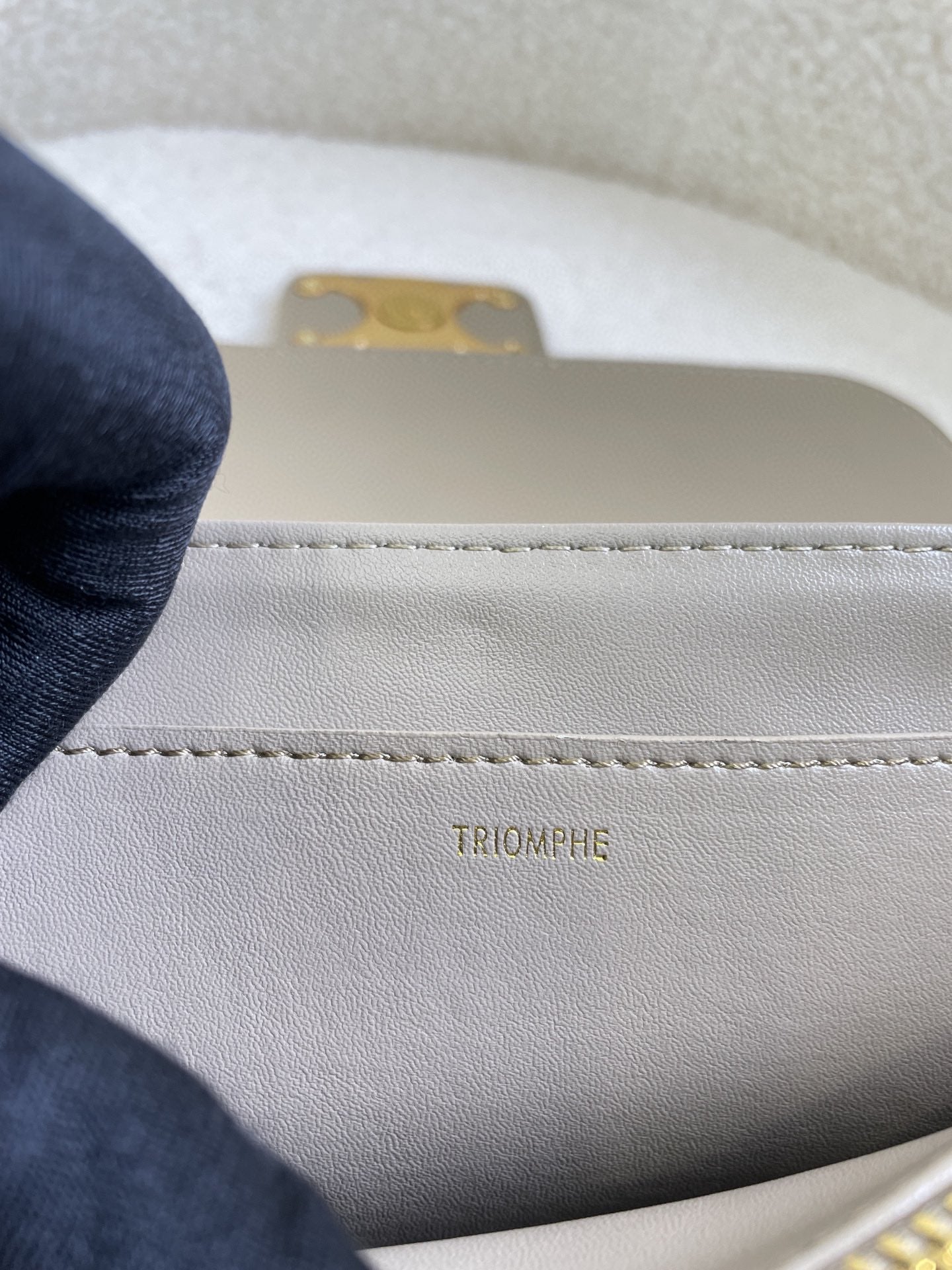 B1X44CL412 Popular   leather bag