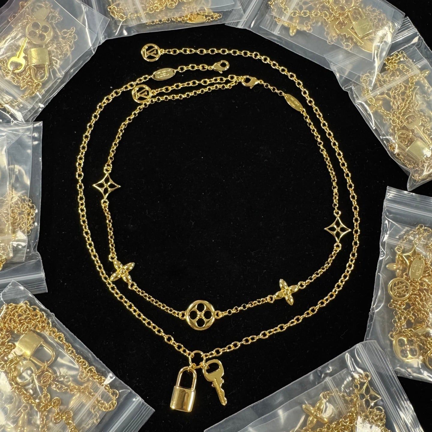 X1Q85E130X Popular Necklace