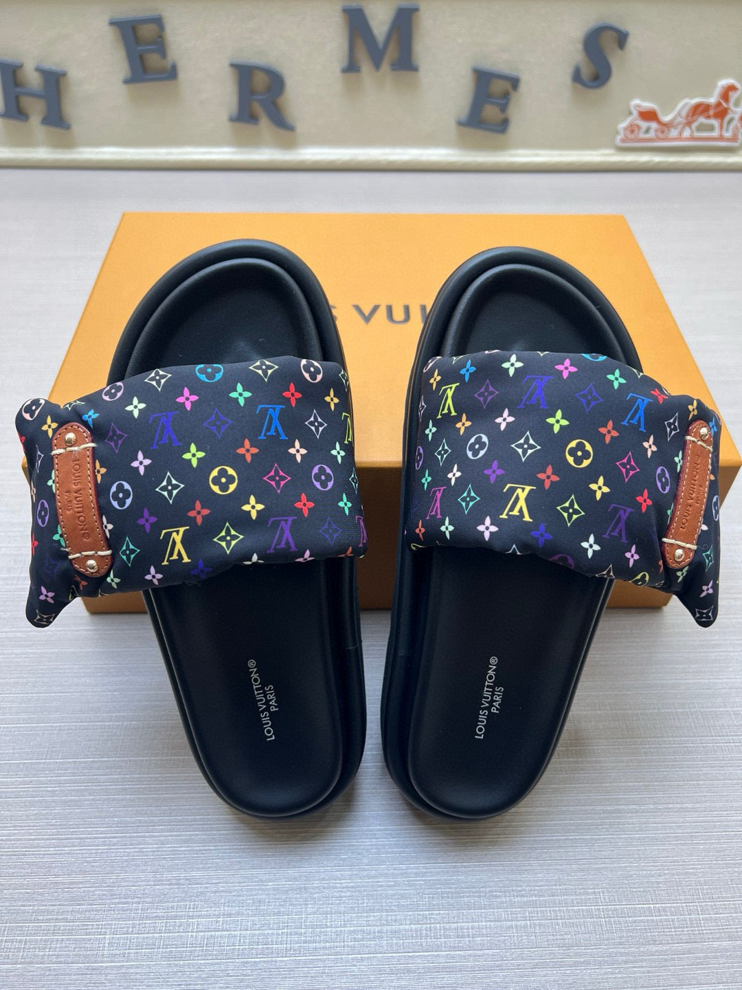 Z5QE6  Popular Slippers