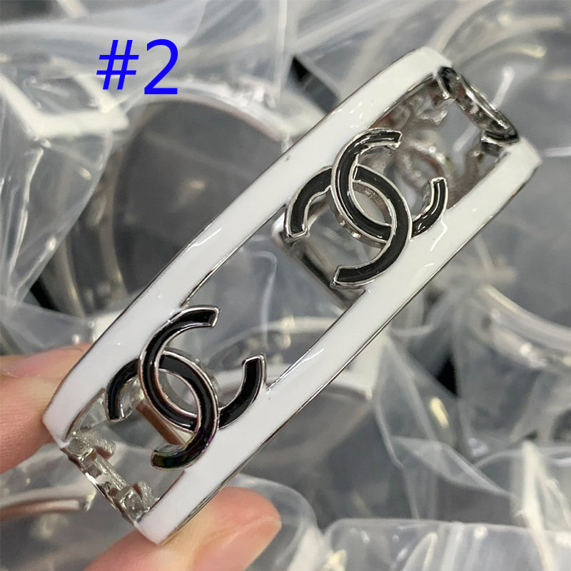 X1X54C64K  Popular Bracelets