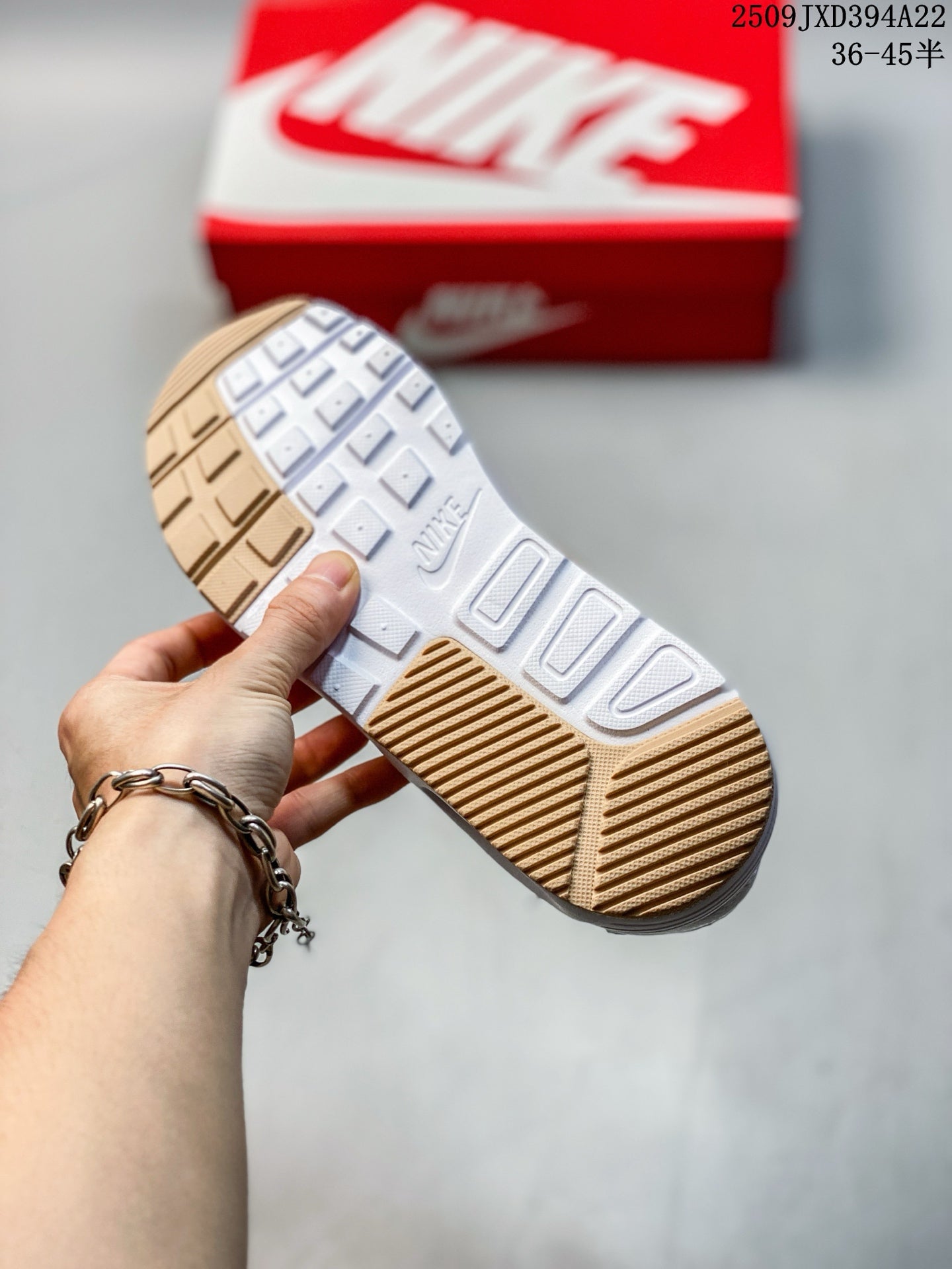 Z4Q95A79 Popular Shoes