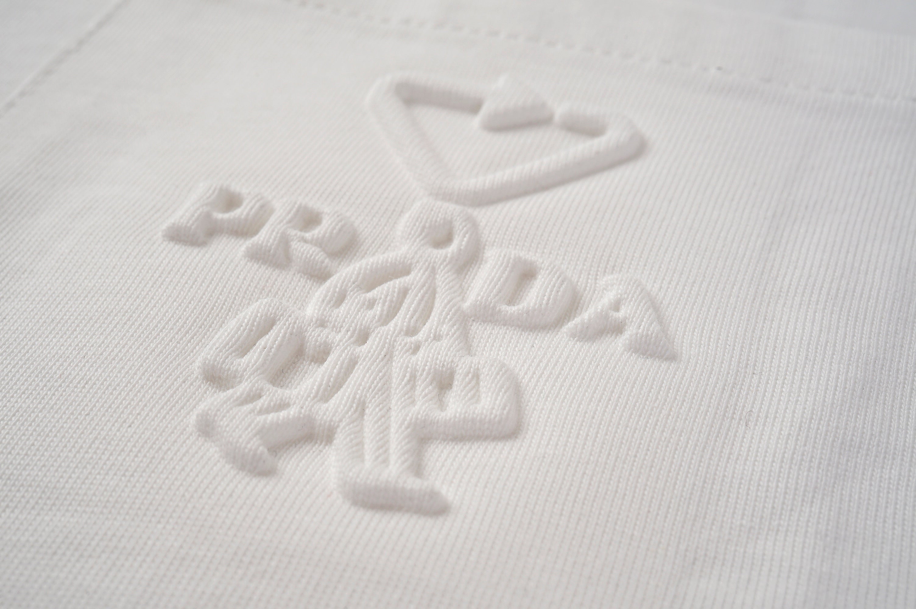 U1R76P52 Popular T-shirts