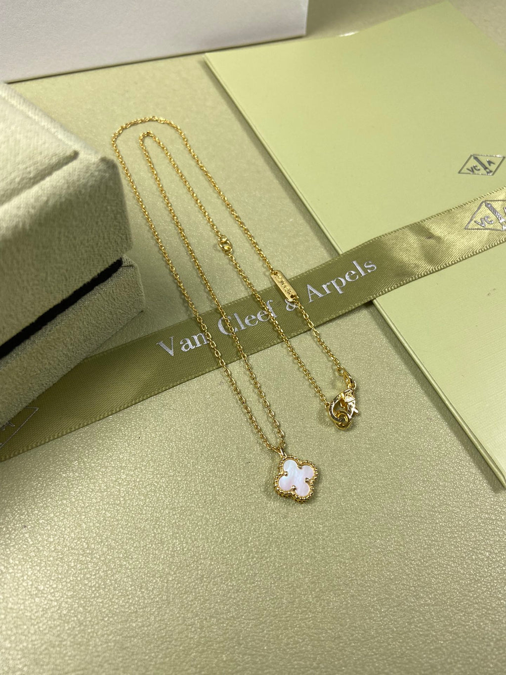 X5R75VA1K Popular  Necklaces