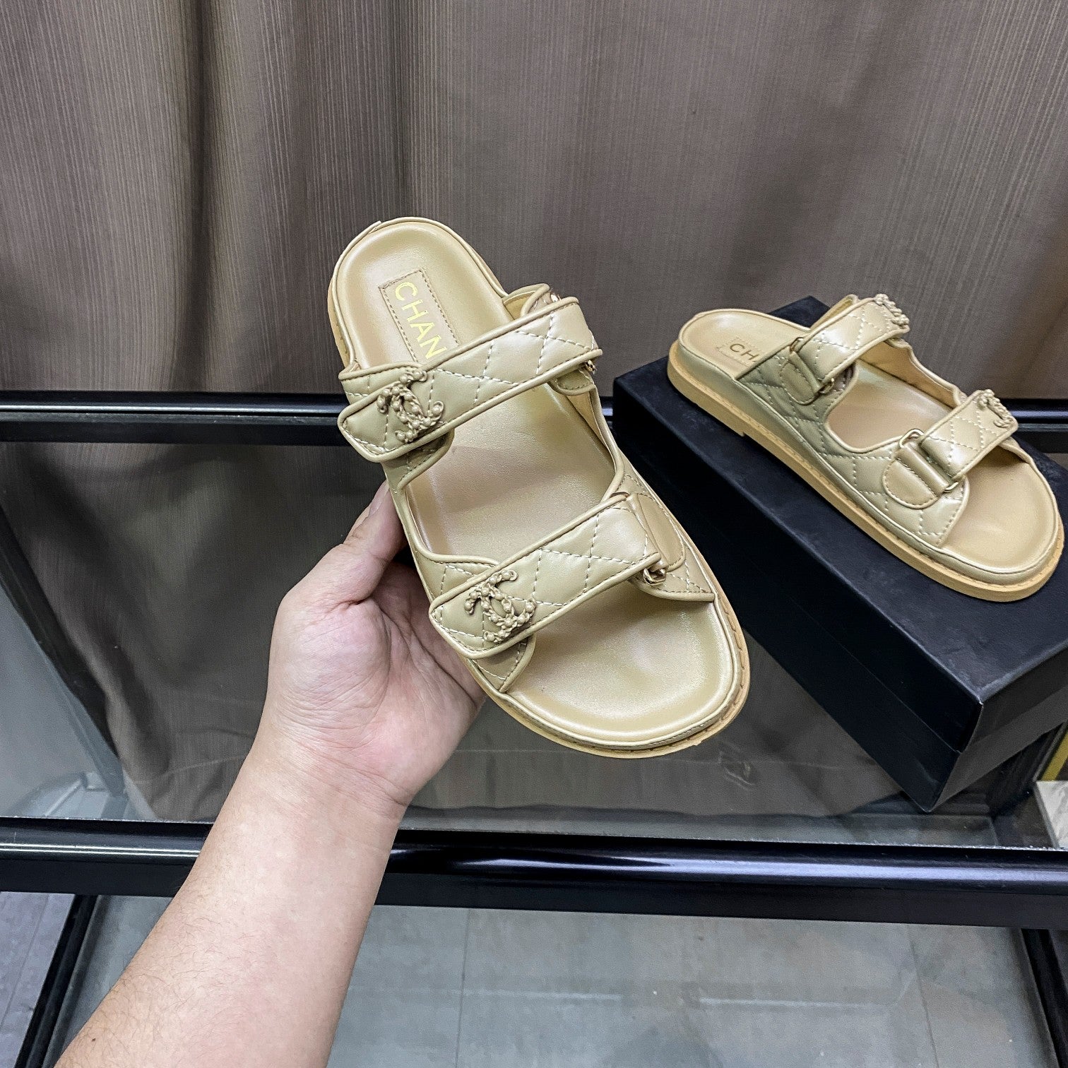 Z1Z54C75 Popular Slippers