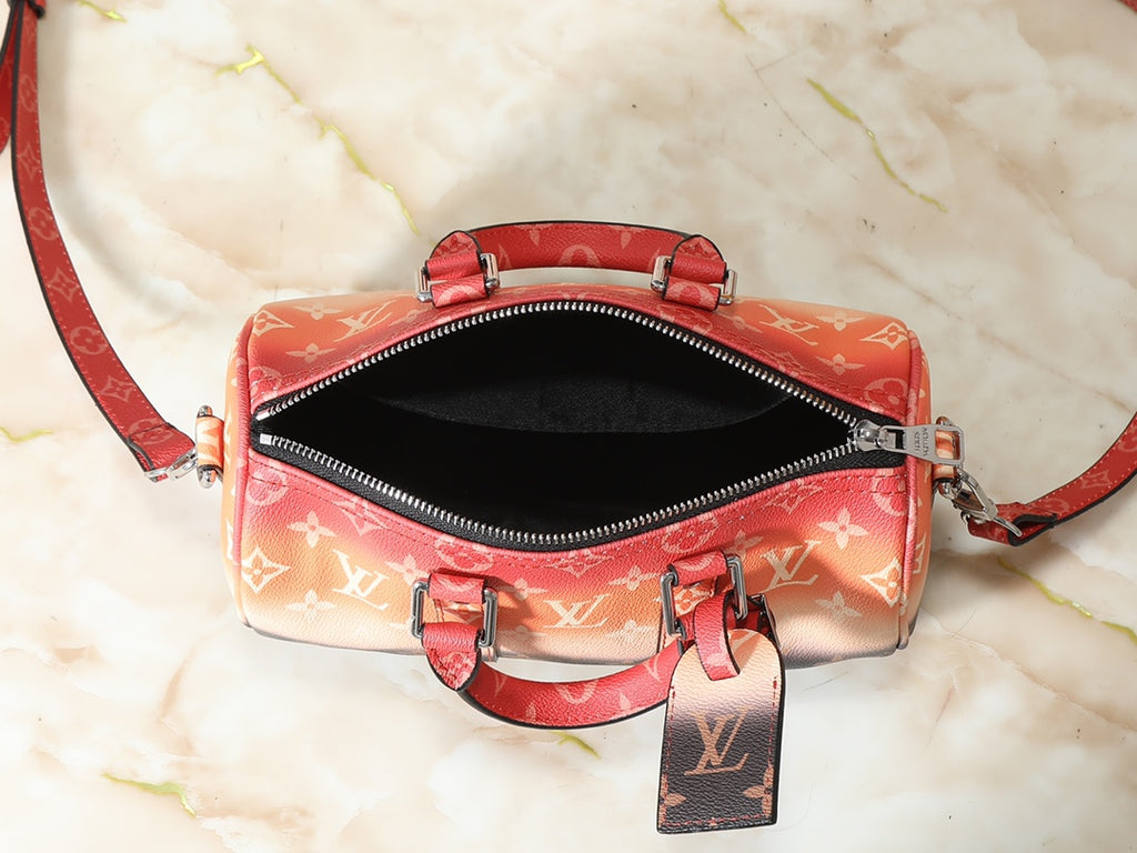 B1P46E31 Popular leather bag