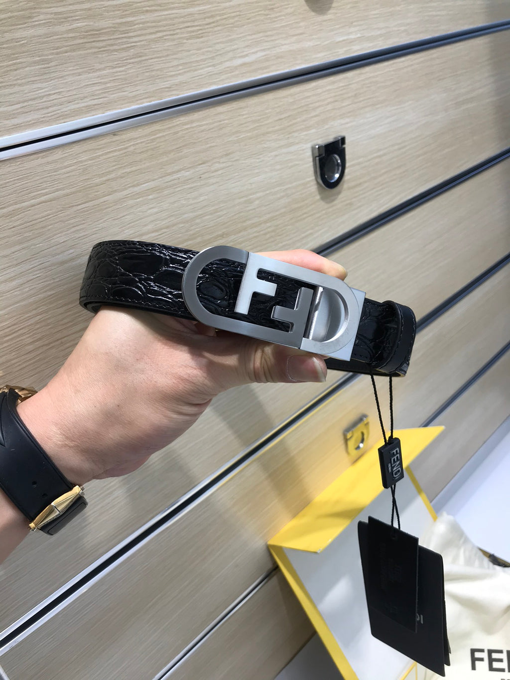 P1Q64F91 Popular  High quality belt With full package