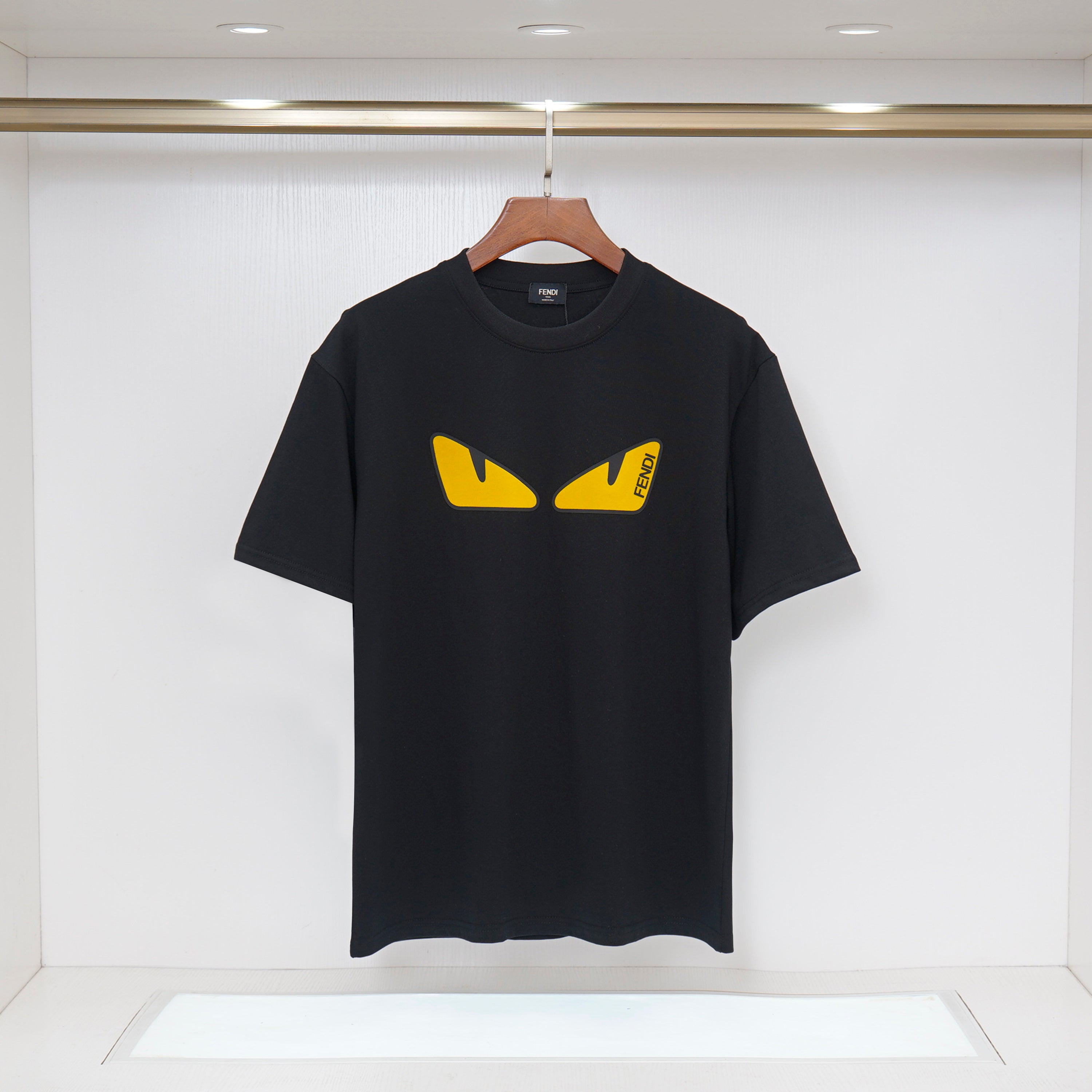 U1P36F131 Popular T-shirts