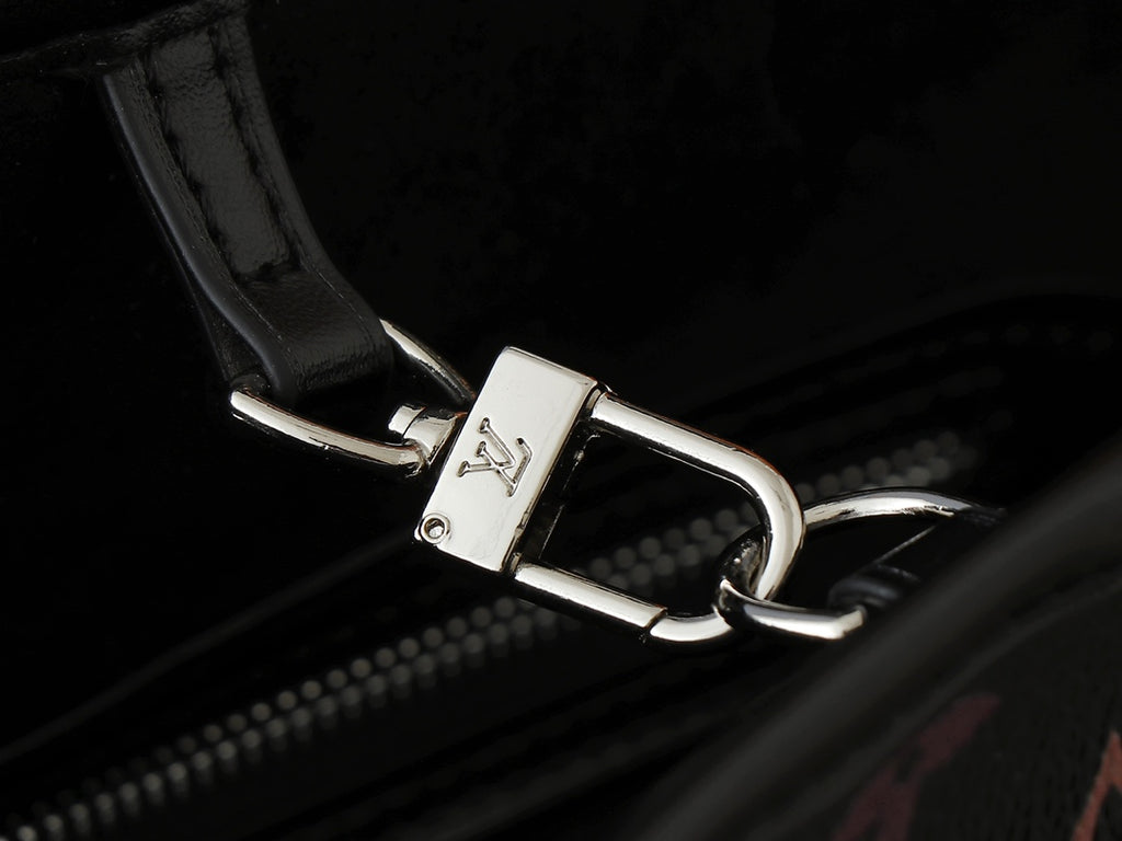 B1X25E12 Popular  leather bag