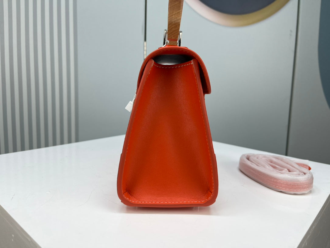 B1N86A10 Popular leather bag
