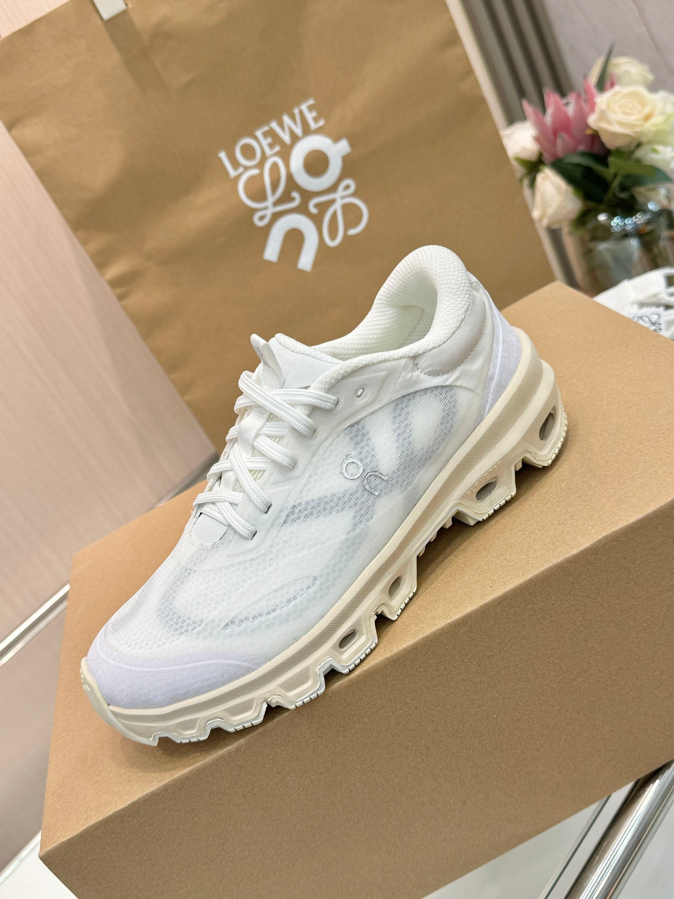 Z1Q95C19  Popular  shoes