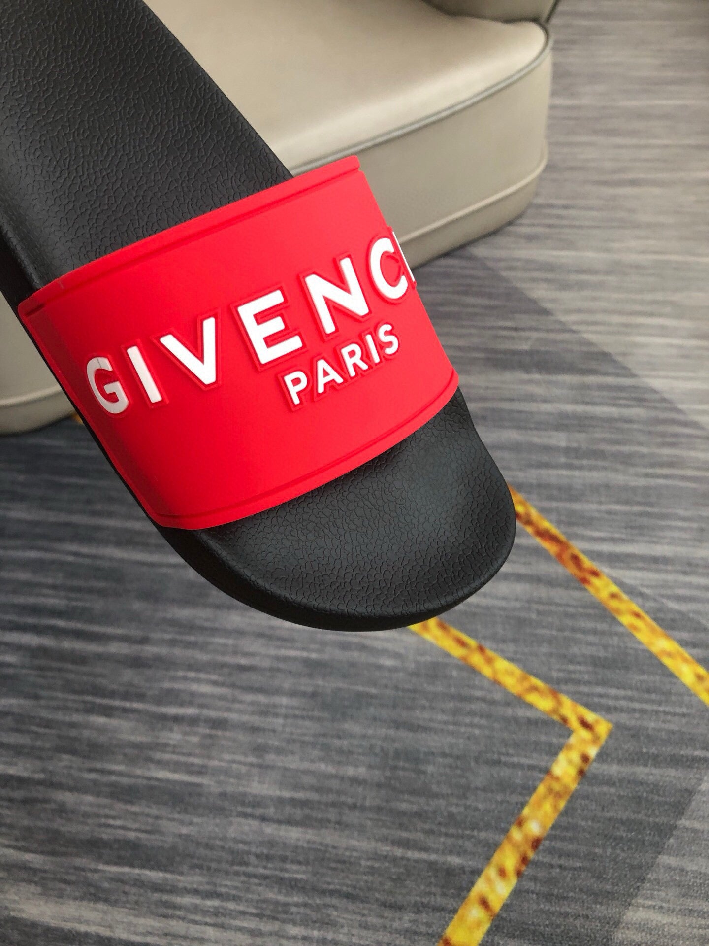 Z5Z35GV265 Popular Slippers