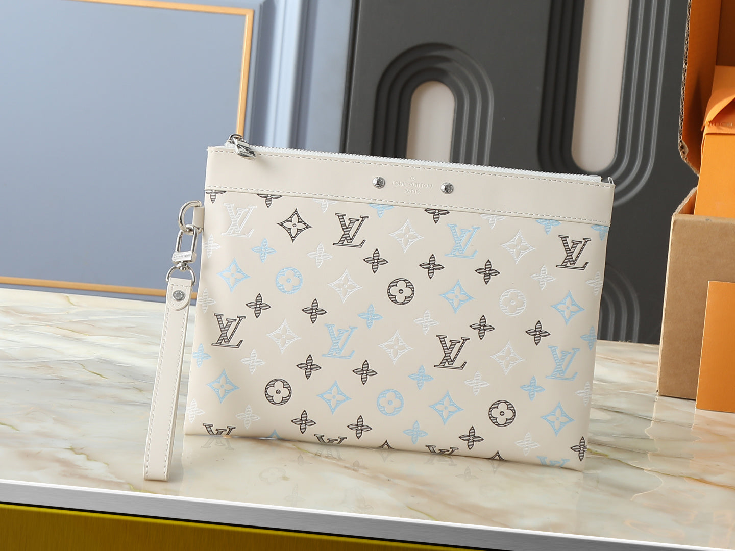 B1R76E55 Popular  bag